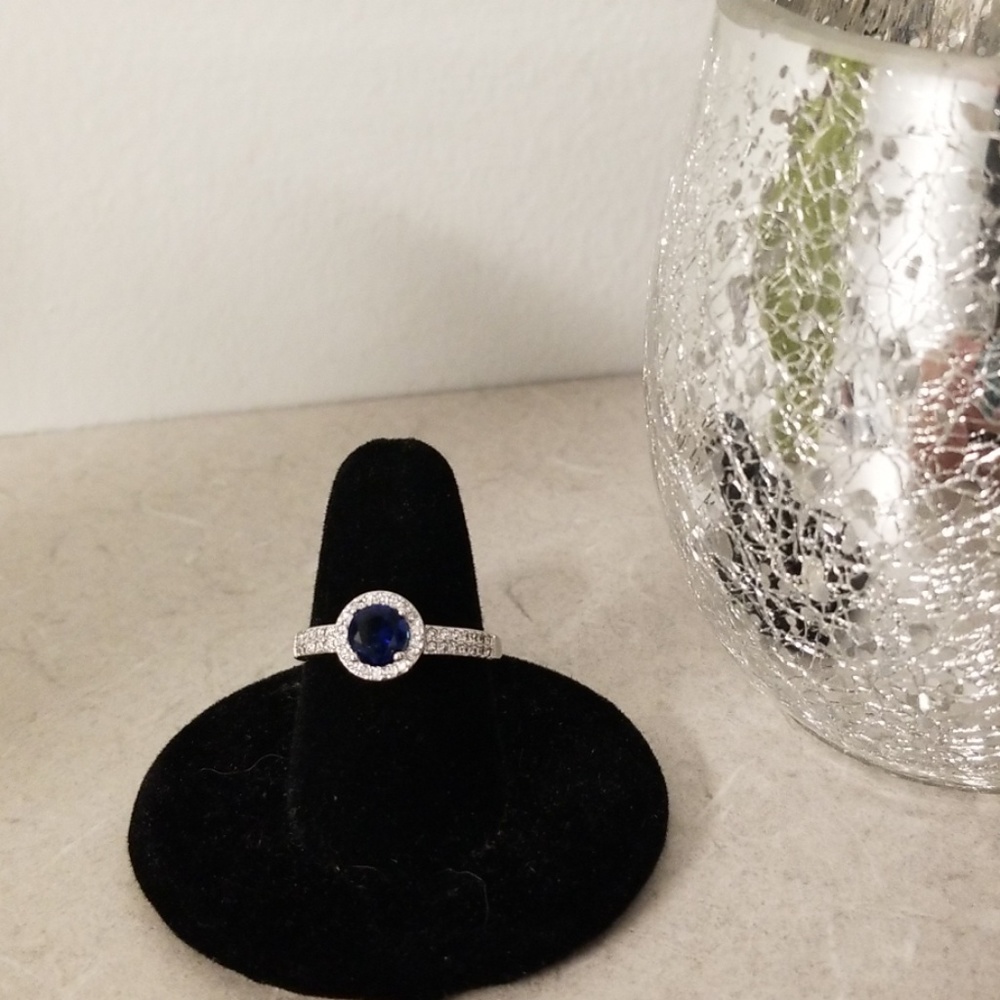 Size 7 blue stone ring